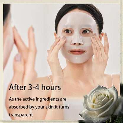 Mascarilla de colágeno aplicada en el rostro