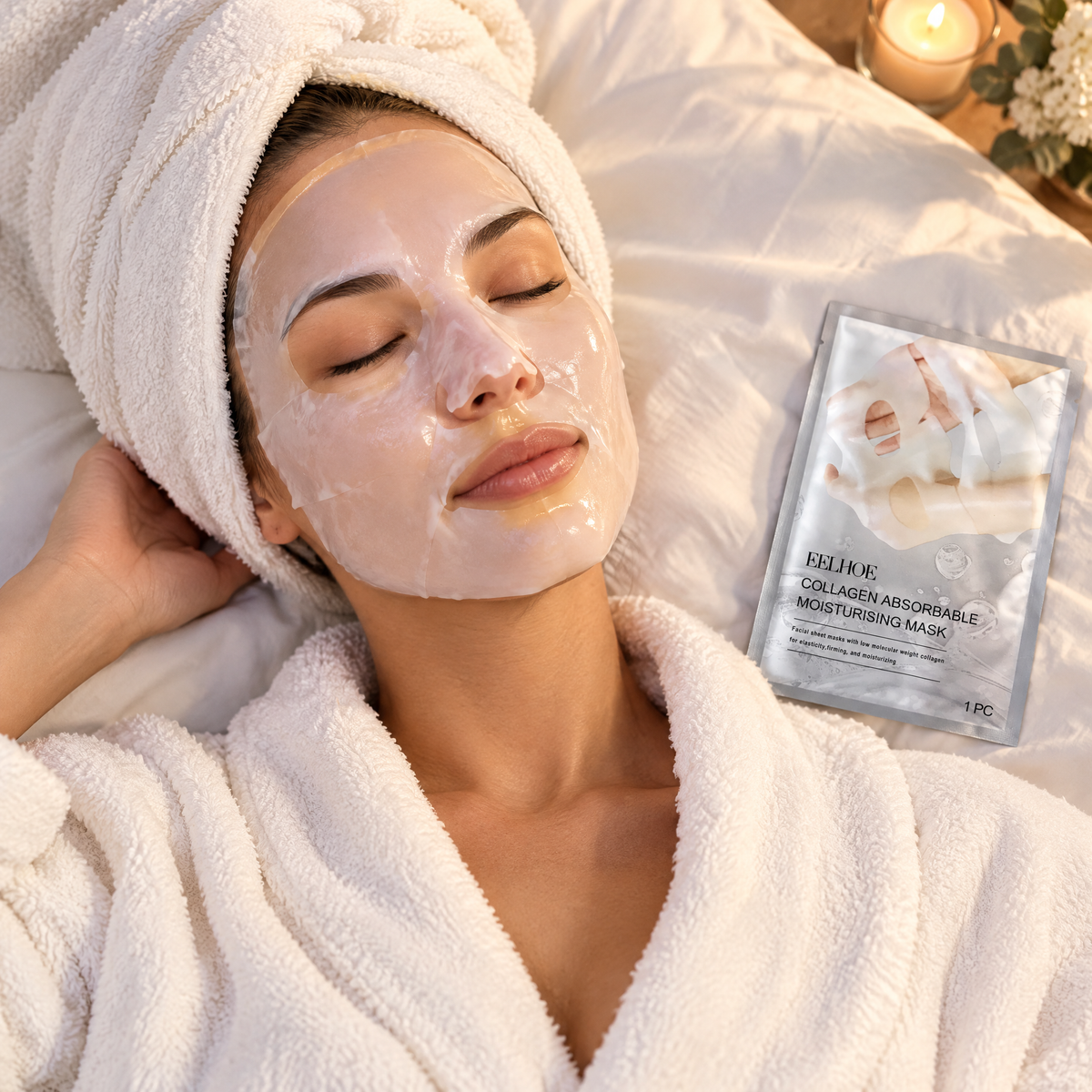 Mujer relajada con la mascarilla facial de colágeno en un ritual de spa